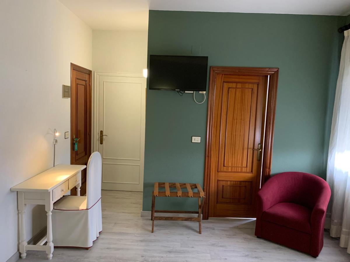 Hotel Olmos