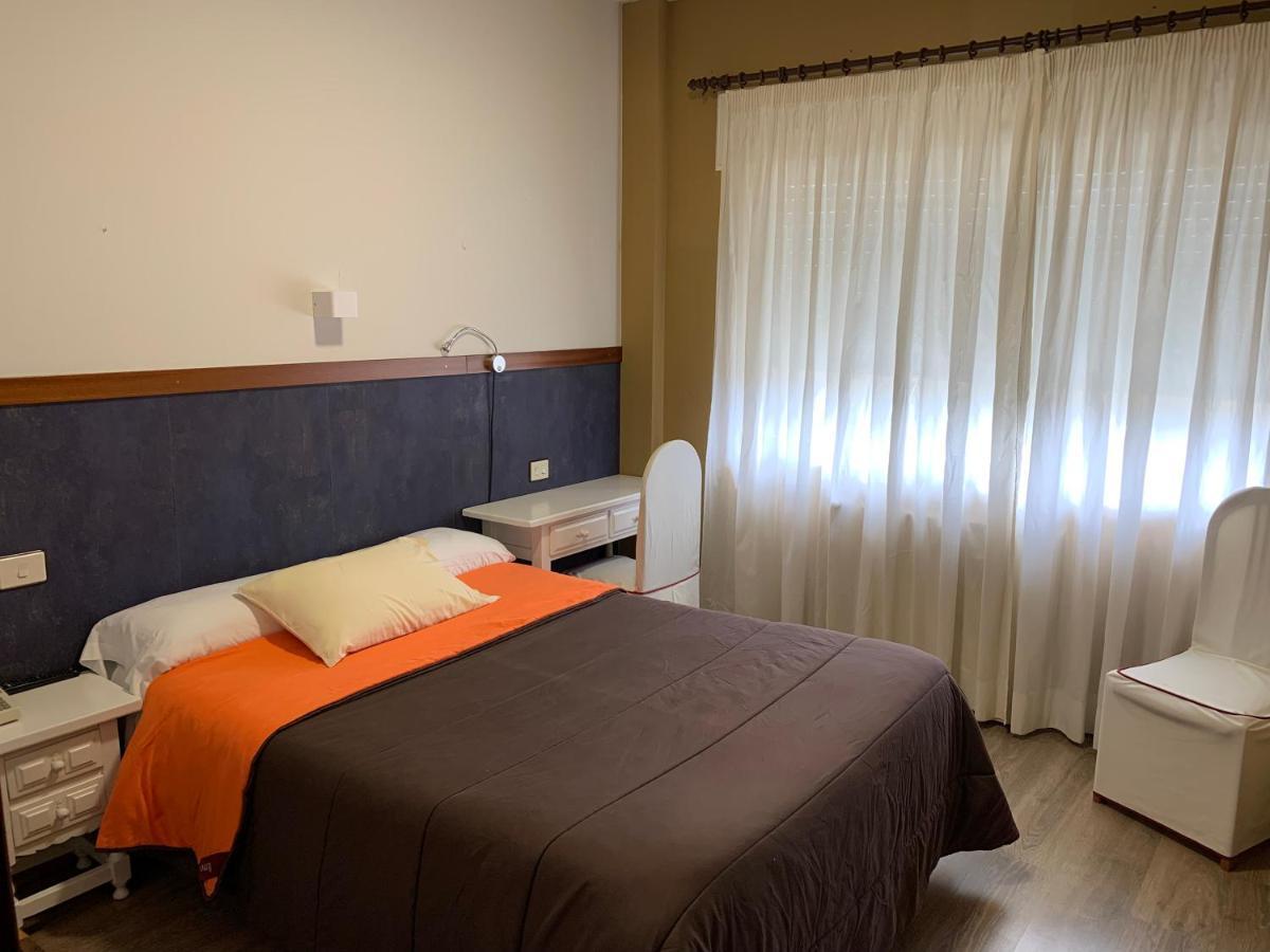Hotel Olmos 2*