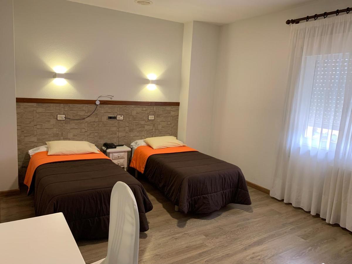 Hotel Olmos 2*